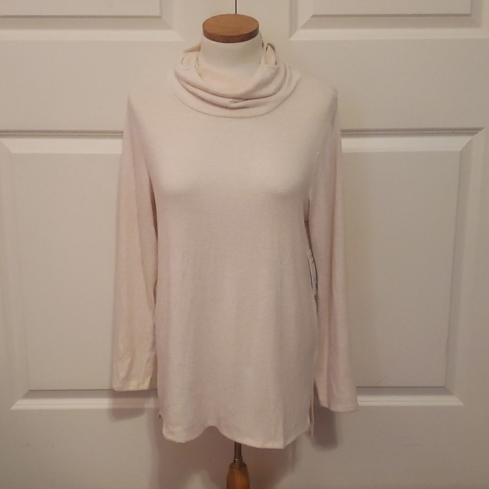 𝅺Bobeau Cowl Neck Top with Built-in‎ Face Mask Cream Size Large NWOT